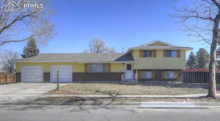 2712 Arlington Drive Colorado Springs, CO 80910
