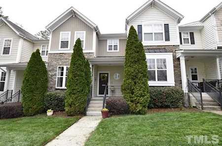 5809 Hourglass Court Raleigh, NC 27612