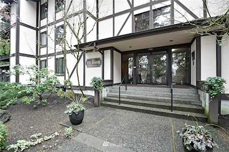 4501 Grandview Dr W #T-217 University Place, WA 98466