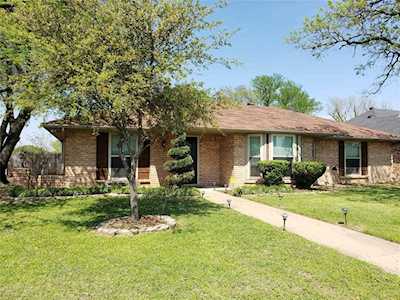 6701 Ridgetop Road North Richland Hills, TX 76182