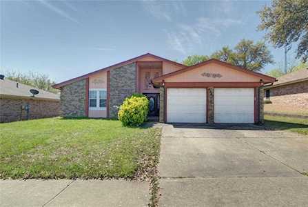 6540 Ridglea Drive Watauga, TX 76148
