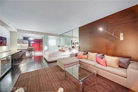 4381 Flamingo Rd #1206 Las Vegas, NV 89102