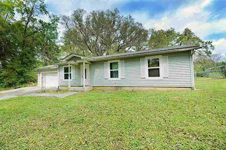 6768 Longhorn Drive Tallahassee, FL 32311