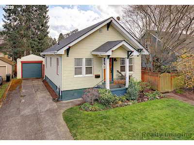 1504 SE Ogden St Portland, OR 97202