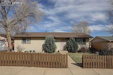 907 Stewart Place Colorado Springs, CO 80910