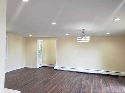 30 Knollwood Drive New Haven, CT 06515