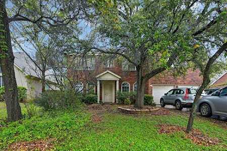 8200 Cornerwood Dr Austin, TX 78717