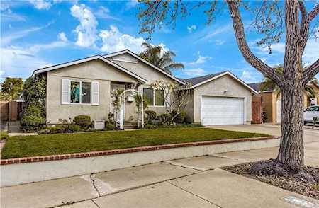 1125 E Mayfair Avenue Orange, CA 92867