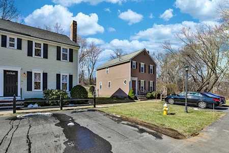 916 Wellman Ave #916 Chelmsford, MA 01863