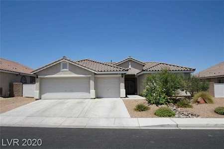 92 Whitetail Archery Ave North Las Vegas, NV 89084