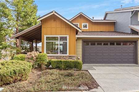 108 Sky Ridge Rd NW #601 Issaquah, WA 98027