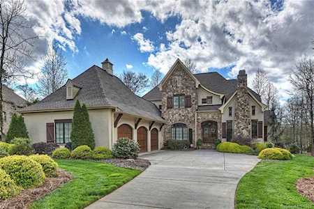 3018 Kings Manor Dr Weddington, NC 28104