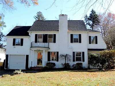 34 Bonny View Road West Hartford, CT 06107