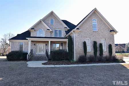 5201 Sugg Court Fuquay Varina, NC 27526