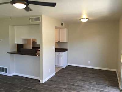8845 N 12th Place Phoenix, AZ 85020