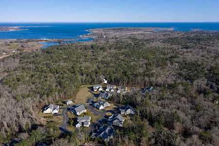 102 Fairhaven Rd #22 Mattapoisett, MA 02739