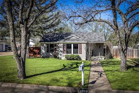 1208 Victory Street Graham, TX 76450