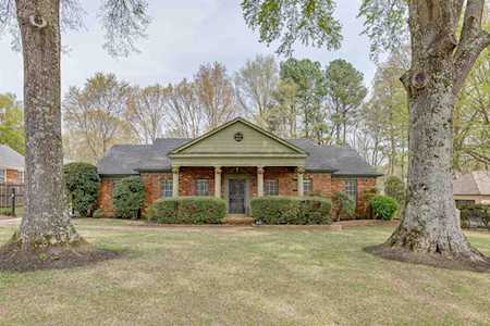 8300 Misty Creek Dr Germantown, TN 38138