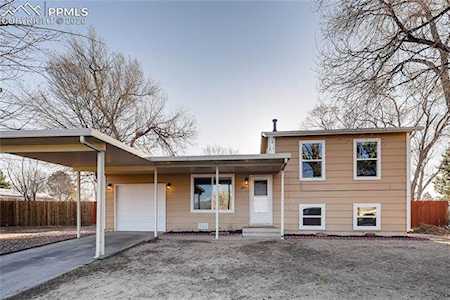2561 Jet Wing Drive Colorado Springs, CO 80916
