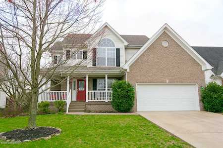 6105 Sweetbay Dr Crestwood, KY 40014