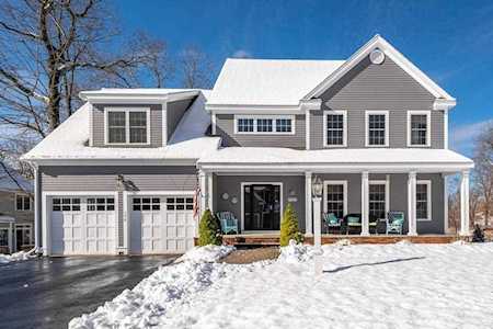 176 Carter Field Rd North Andover, MA 01845
