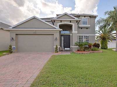 1261 Burgundy Court Oviedo, FL 32766