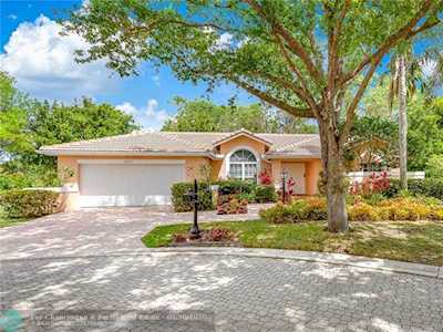 6080 NW 96th Dr Parkland, FL 33076