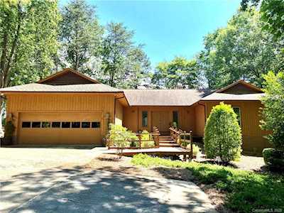 63 Honeysuckle Woods Dr Clover, SC 29710