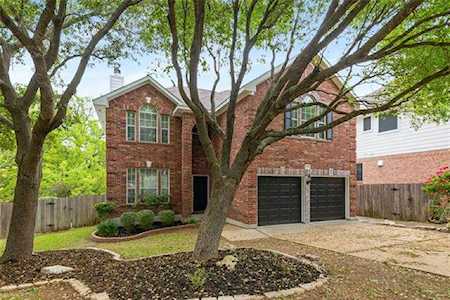 8038 Whitworth Ln Round Rock, TX 78681