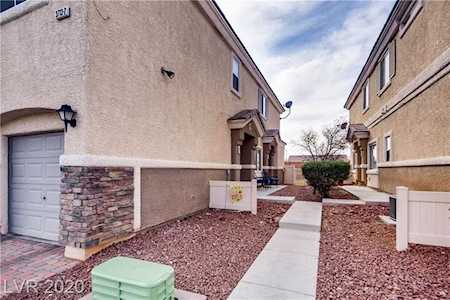 3713 Vanilla Nut #1 North Las Vegas, NV 89084