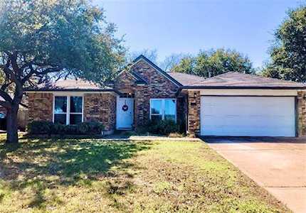 17816 Park Valley Dr Round Rock, TX 78681