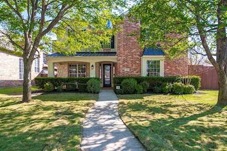 2819 Doe Creek Trail Frisco, TX 75034