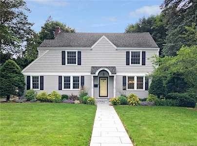 105 Ridgewood Road West Hartford, CT 06107