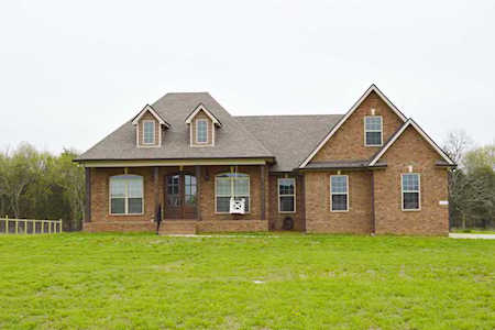 1995 Rolling Meadow Ln Chapel Hill, TN 37034