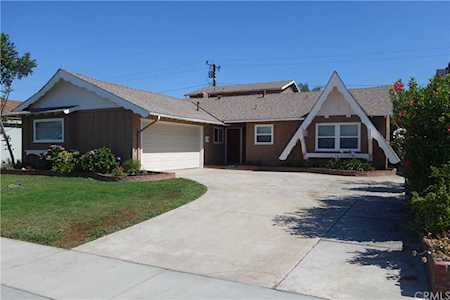 4662 Operetta Drive Huntington Beach, CA 92649