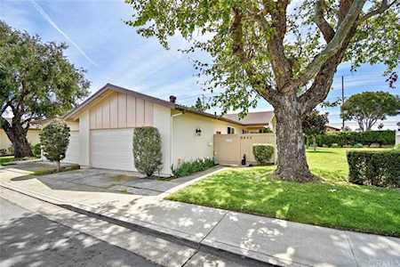 9802 Verde Mar Drive Huntington Beach, CA 92646