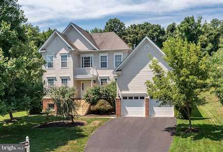 912 Santmyer Dr SE Leesburg, VA 20175