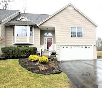 7 Cricket Hill Rd East Kingston, NH 03827