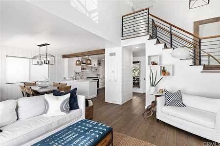 292 Palmer Street #B Costa Mesa, CA 92627