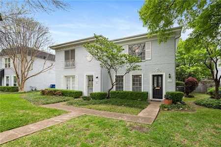 6107 Bullard Dr #A Austin, TX 78757