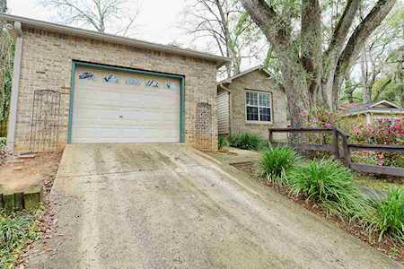 4456 Bay Shore Circle Tallahassee, FL 32309