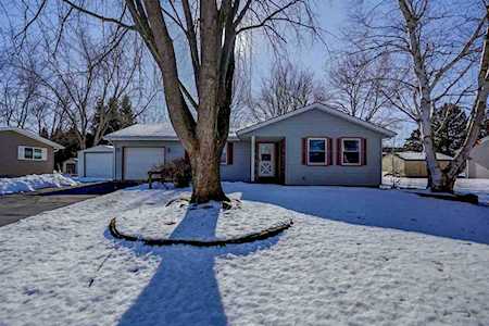 1221 Doris St Watertown, WI 53098