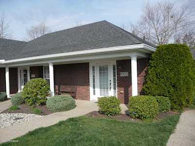 9935 Chenoweth Vista Way Louisville, KY 40299