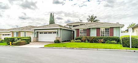 11 Carriage Lane North Tustin, CA 92705