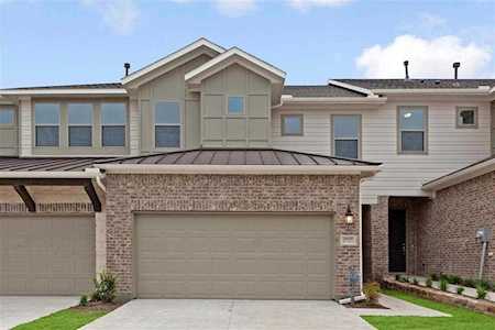 17717 Sage Lane Dallas, TX 75252