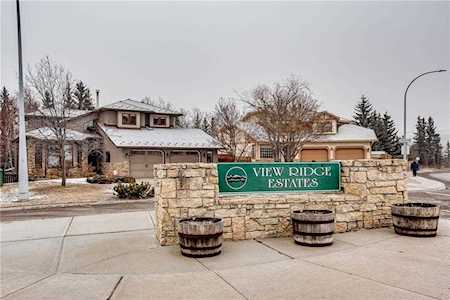 262 Chinook Drive Cochrane, AB T4C 1E4