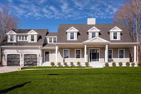 72 Elm Street Cohasset, MA 02025