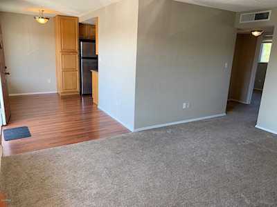 1819 N 40th Street #B8 Phoenix, AZ 85008