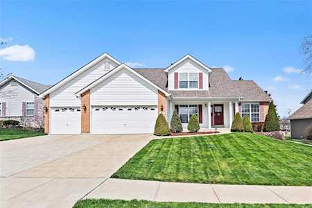 1825 Marie Peine Ct Wentzville, MO 63385