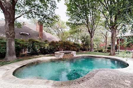 1101 Shady Oaks Circle Mckinney, TX 75072